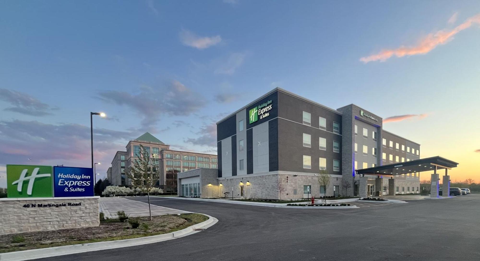 Holiday Inn Express & Suites Chicago Schaumburg By Ihg Екстериор снимка